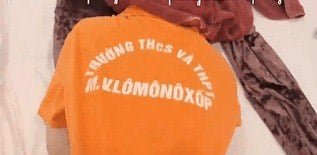 Nữ sinh Lomonoxop khêu gợi với bạn trai